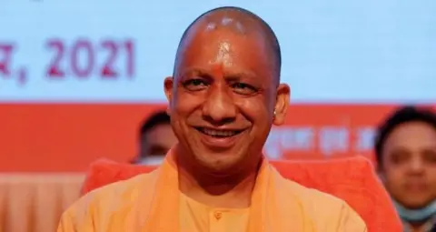 यूपी की 755 ग्राम पंचायतों को मिलेगा ग्राम सौर योजना का लाभ, आय मानक में होगी छूट