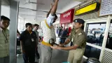 जम्मू-कश्मीर से 150 बांग्लादेशी नागरिक पश्चिम बंगाल लाए गए