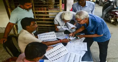 पश्चिम बंगाल में SIR के दौरान हटाए गए वोटरों के नाम सार्वजनिक, चुनाव आयोग ने ऑनलाइन जारी की सूची