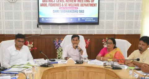 त्रिपुरा में मछली, मांस, अंडे और दूध का उत्पादन बढ़ाने पर जोर, मंत्री सुधांशु दास ने की योजनाओं की समीक्षा