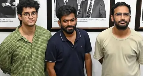 अभिजीत दीपके, सौरव दास और आशुतोष रांका रिहा, एक साल तक शांति बनाए रखने की शर्त