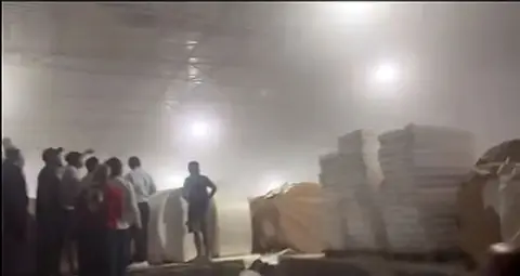 जयपुर में कबाड़ गोदाम में भीषण आग, तीन घंटे की मशक्कत के बाद पाया काबू