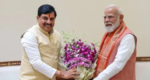 PM मोदी के सार्वजनिक जीवन के 25 साल पूरे, MP कैबिनेट की विशेष बैठक में CM मोहन यादव ने गिनाईं उपलब्धियां