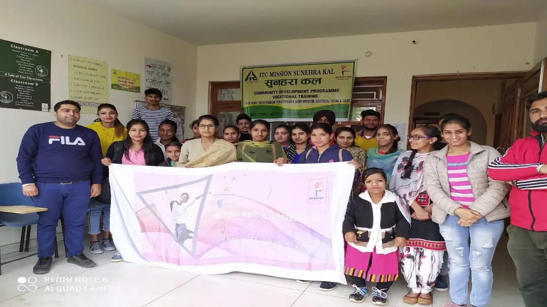 जरूरतमंद लड़कियों की उम्मीद बनीं नालागढ़ की डिंपल, 500 लोगों को दिलाया रोजगार; आत्मनिर्भर बनने में कर रहीं मदद