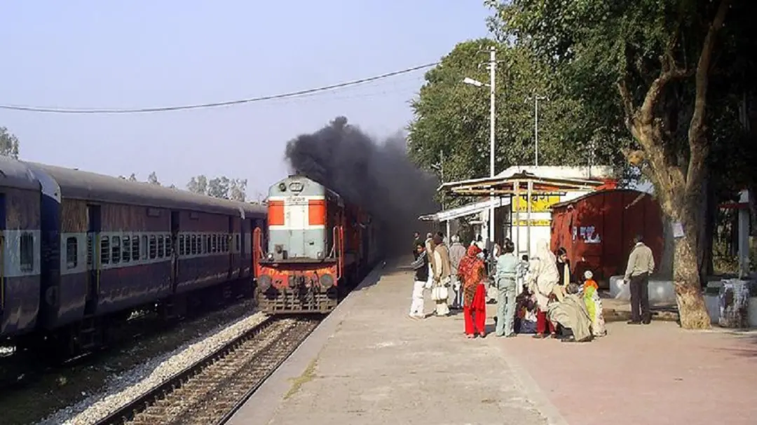 हरिद्वार में युवक की ट्रेन से कटकर मौत, गृह क्लेश की आशंका; एक्कड़ रेलवे स्टेशन पर हुई घटना