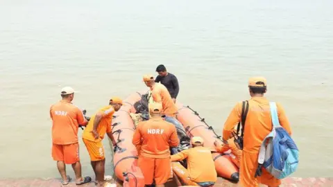 वैशाली नाव हादसे के बाद सख्ती की मांग: शाम के बाद नाव चलाने पर लगे रोक, दोषियों पर हो कार्रवाई