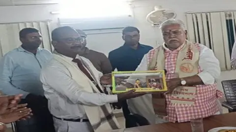 गयाजी में रेल अधिकारी और सुरक्षा बल सम्मानित, 16 दिनों तक लाखों श्रद्धालुओं की भीड़ संभालने में निभाई अहम भूमिका