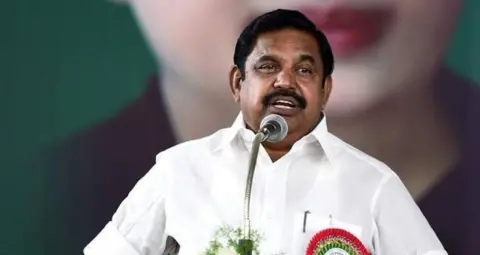 AIADMK में नेतृत्व पर दबाव, पलानीस्वामी की समीक्षा की मांग; उपचुनावों में हार के बाद वरिष्ठ नेताओं की बैठक