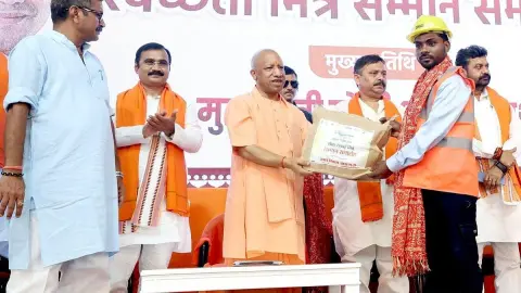 Yogi Adityanath Directs Full Remuneration for Sanitation Workers in Varanasi