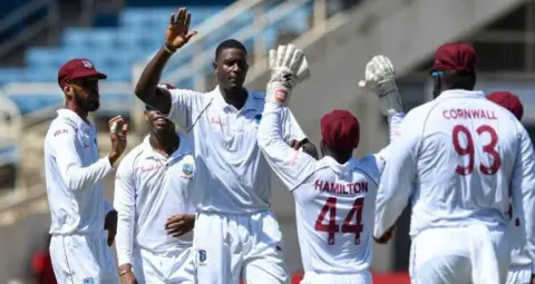 West Indies Test Squad: बांग्लादेश सीरीज के लिए वेस्टइंडीज टीम घोषित, 23 साल के केविन विकहम को पहली बार मिला मौका

