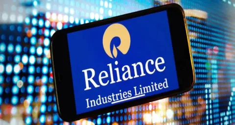 Reliance Industries Share Price: रिलायंस के शेयर में 47% तेजी की उम्मीद, Jio IPO और Joyland फ्लेवर्ड मिल्क पर निवेशकों की नजर