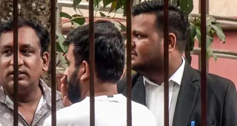 Abhijeet Deepke Detained: अभिजीत दीपके के खिलाफ किन धाराओं में कार्रवाई? जानें पुलिस का अगला कदम