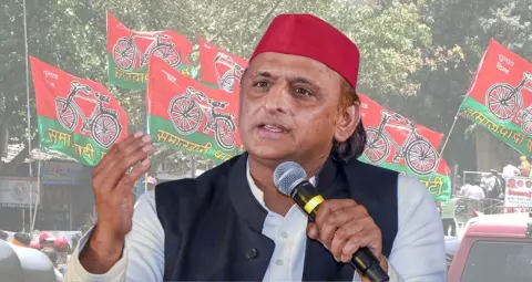 UP Panchayat Elections: अखिलेश यादव का बीजेपी सरकार पर बोला हमला, पंचायत चुनाव में देरी को लेकर उठाए सवाल