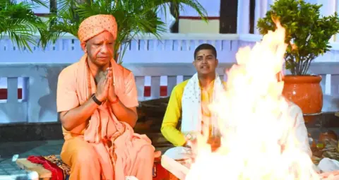 योगी आदित्यनाथ की अपील, दशहरा पर सुरक्षा और अनुशासन का रखें ध्यान, नारी सम्मान को बताया जरूरी