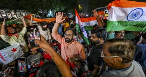JNU छात्रों की भूख हड़ताल का 17वां दिन, सांसद जॉन ब्रिटास ने राष्ट्रपति से मांगा हस्तक्षेप