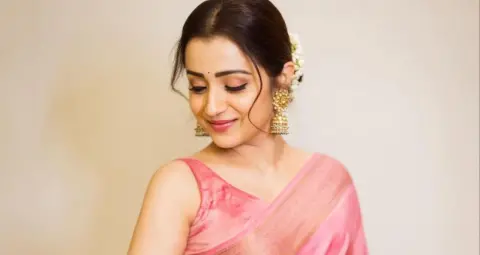 Trisha Politics Entry: क्या दिसंबर 2026 में राजनीति में कदम रखेंगी तृषा कृष्णन? ज्योतिषी की भविष्यवाणी से चर्चा तेज