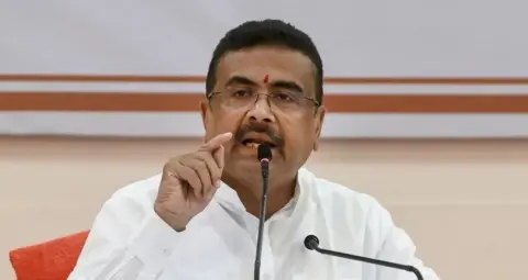 महानवमी पर कोलकाता के दुर्गा पंडालों में सुरक्षा बढ़ी, 9 IPS अधिकारियों को सौंपी गई जिम्मेदारी