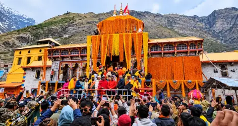 Badrinath Dham:16 नवंबर को शीतकाल के लिए बंद होंगे बदरीनाथ धाम के कपाट, 17 नवंबर से शीतकालीन प्रवास