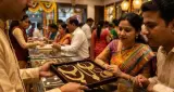 Gold Price Today: धनतेरस से पहले सोने की कीमतों में गिरावट, क्या दिवाली तक ₹1.65 लाख पहुंचेगा भाव?