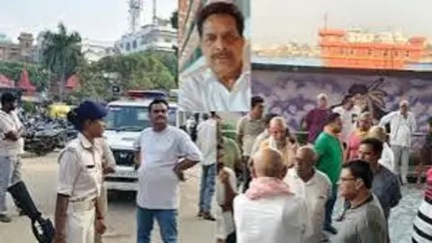 latest news subkuz - आरा में रिटायर्ड अफसर की हत्या के 3 आरोपियों की पैदल परेड, थाने से 1.5 किलोमीटर दूर कोर्ट तक ले गई पुलिस
