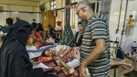 हर 4 महीने में खून की जरूरत, शरीर पड़ गया सफेद! दुर्लभ बीमारी से जूझ रही उफ्क परवीन की दर्दभरी कहानी