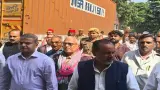 latest news subkuz - प्रयागराज में सपा प्रत्याशी का हंगामा, सेक्टर मजिस्ट्रेट पर लगाए आरोप; कई जगह कहासुनी

