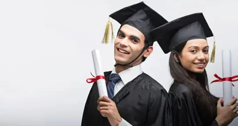 IIM Admission After 12th: बिना CAT के 12वीं के बाद IIM में एडमिशन का मौका, जानें फीस और चयन प्रक्रिया