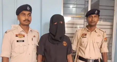 त्रिपुरा में अवैध तरीके से भारत में घुसने के आरोप में बांग्लादेशी नागरिक गिरफ्तार, जांच शुरू