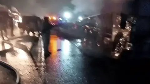 মুজফ্ফরপুরে রান্না করার সময় ট্রাকে আগুন, লাফ দিয়ে প্রাণ বাঁচালেন চালক