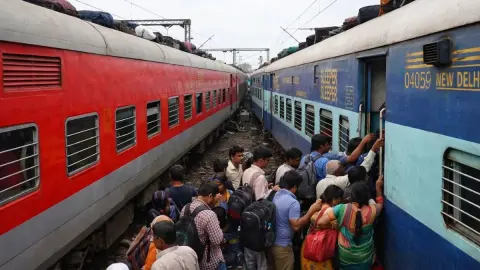 ৪৫ পয়সা প্রিমিয়ামে ১০ লক্ষ টাকার ভ্রমণ বিমা পিআরএস কাউন্টারেও চালুর উদ্যোগ