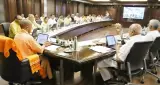 योगी कैबिनेट की बैठक आज: शिक्षणेत्तर कर्मचारियों को कैशलेस इलाज, लिंक एक्सप्रेसवे सहित कई प्रस्तावों पर फैसला संभव