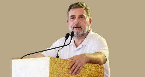 राहुल गांधी का आरोप- ऊपर से हो रही वोट चोरी, ज्ञानेश कुमार के इस्तीफे तक आंदोलन जारी रखने का ऐलान
