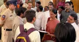 मूसी रिवरफ्रंट जनसुनवाई से पहले BRS के दो नेता नजरबंद, केटी रामाराव ने तेलंगाना सरकार पर उठाए सवाल