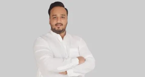 NCP में बड़ा संगठनात्मक बदलाव, जीशान सिद्दीकी बने मुंबई अध्यक्ष, उमेश पाटिल को राष्ट्रीय प्रवक्ता की जिम्मेदारी