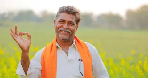 PM Kisan 24th Installment: कल किसानों के खाते में आएंगे 2000 रुपये, देवरिया में मनेगा किसान उत्सव दिवस

