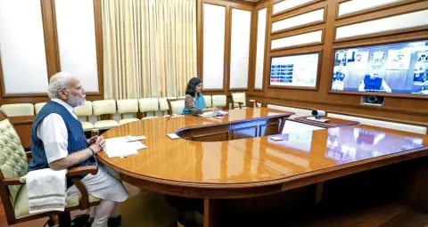 PM Modi PRAGATI Meeting: रेलवे, फार्मा और एकता मॉल पर जोर, 16 हजार करोड़ की परियोजनाओं पर हुई चर्चा