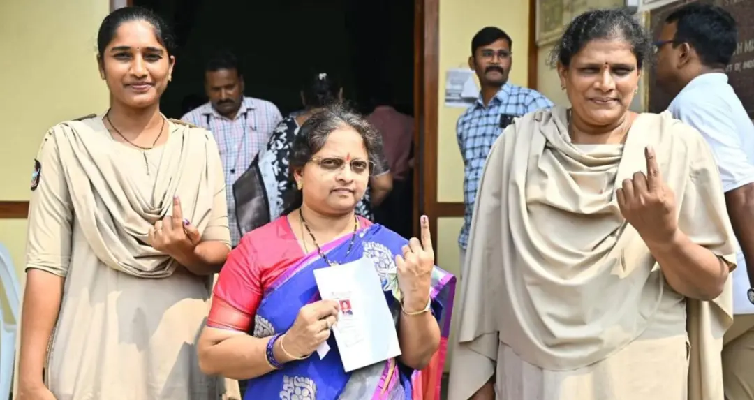 विजयवाड़ा में चुनाव कर्मचारियों के लिए पोस्टल बैलेट से वोटिंग का आज आखिरी दिन, शाम 5 बजे तक मौका