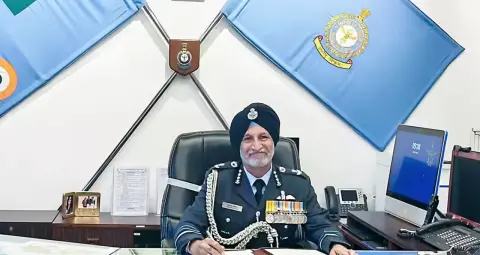 Indian Air Force: एयर मार्शल इंद्रपाल सिंह वालिया बने वायुसेना के नए उप प्रमुख, 1 नवंबर से संभालेंगे जिम्मेदारी