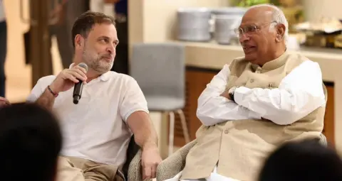 Delhi Politics: कांग्रेस की 1 नवंबर की रैली के जवाब में भाजपा निकालेगी मार्च, 5 हजार लोग होंगे शामिल