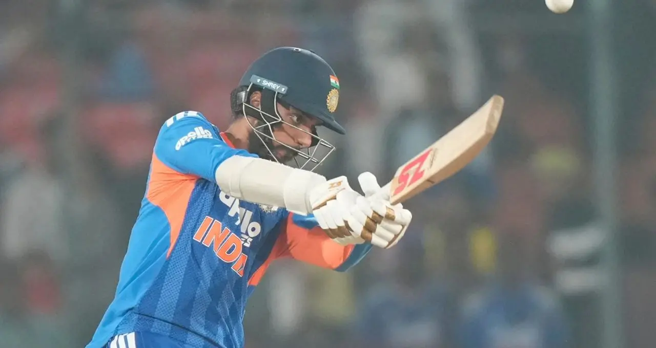 Arshdeep Singh Injury Update: শেমার জোসেফের বিধ্বংসী বাউন্সারে কাঁধে চোট অর্শদীপের! শেষ টি-টোয়েন্টিতে খেলবেন কি? সঞ্জু স্যামসন দিলেন বড় আপডেট