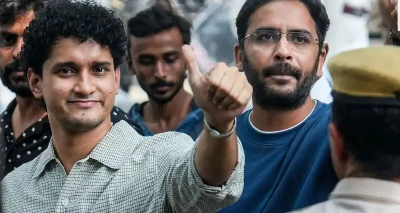 CJP Leaders Released: জেল থেকে বেরোতেই সৌরভ-রাঙ্কাকে দিপকের মজার ‘বকুনি’! বললেন, ‘আমায় ছাড়া বাগানে একা ঘোরা চলবে না’
