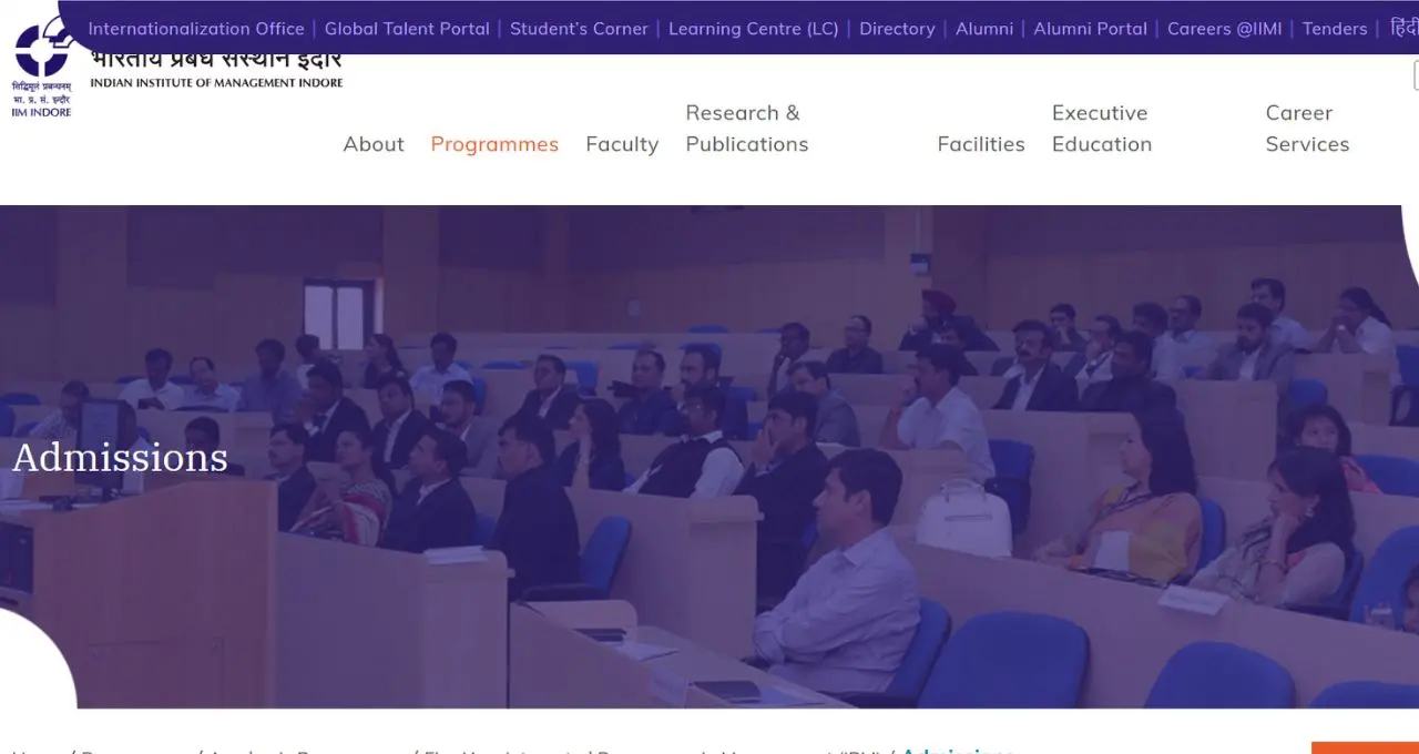 IIM Admission After 12th: बिना CAT के 12वीं के बाद IIM में एडमिशन का मौका, जानें फीस और चयन प्रक्रिया