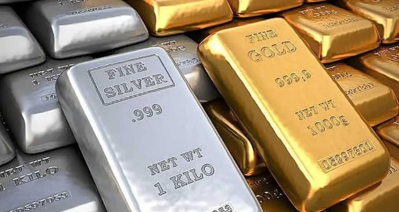 Gold Silver Price: दिल्ली में सोना 1,900 रुपये सस्ता, चांदी 5,500 रुपये टूटी, जानें गिरावट की बड़ी वजह