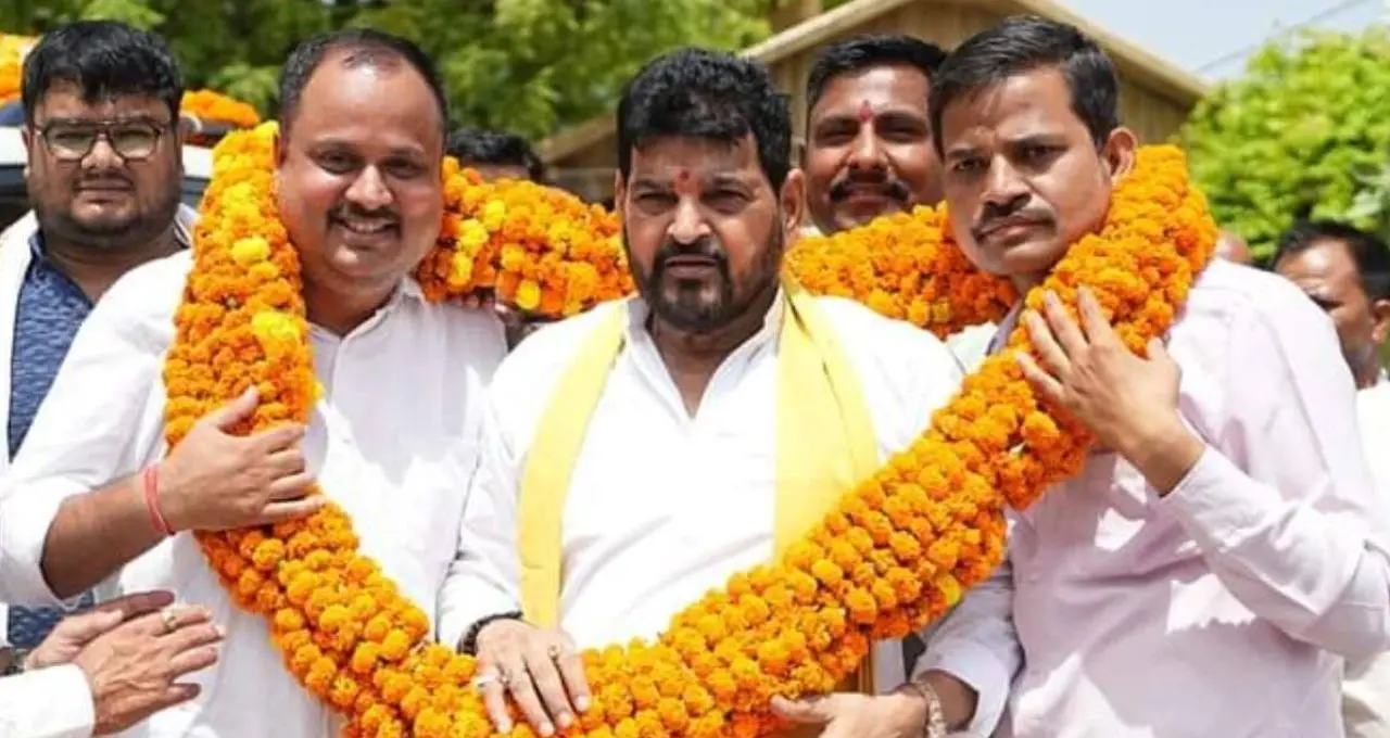 कांग्रेस को 25 से ज्यादा सीटें नहीं देता, सपा-कांग्रेस गठबंधन पर बोले बृजभूषण शरण सिंह
