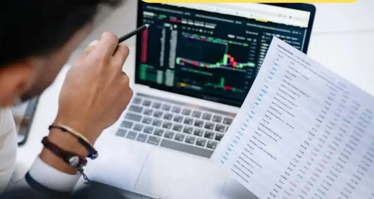Stock Market Today: सेंसेक्स-निफ्टी में बड़ी गिरावट, कोटक बैंक 3% उछला; जानें बिकवाली की वजह
