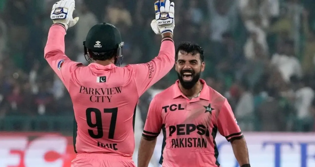 Shadab Khan World Record: नंबर-8 पर शतक लगाकर शादाब ने रचा इतिहास, इंग्लैंड से छीनी जीत