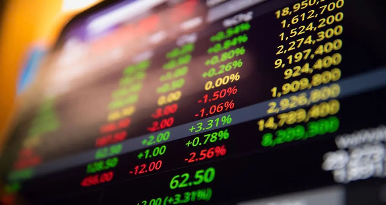 Share Market Today: सेंसेक्स 225 अंक और निफ्टी 62 अंक गिरकर खुले, टाटा कंज्यूमर में आई तेजी