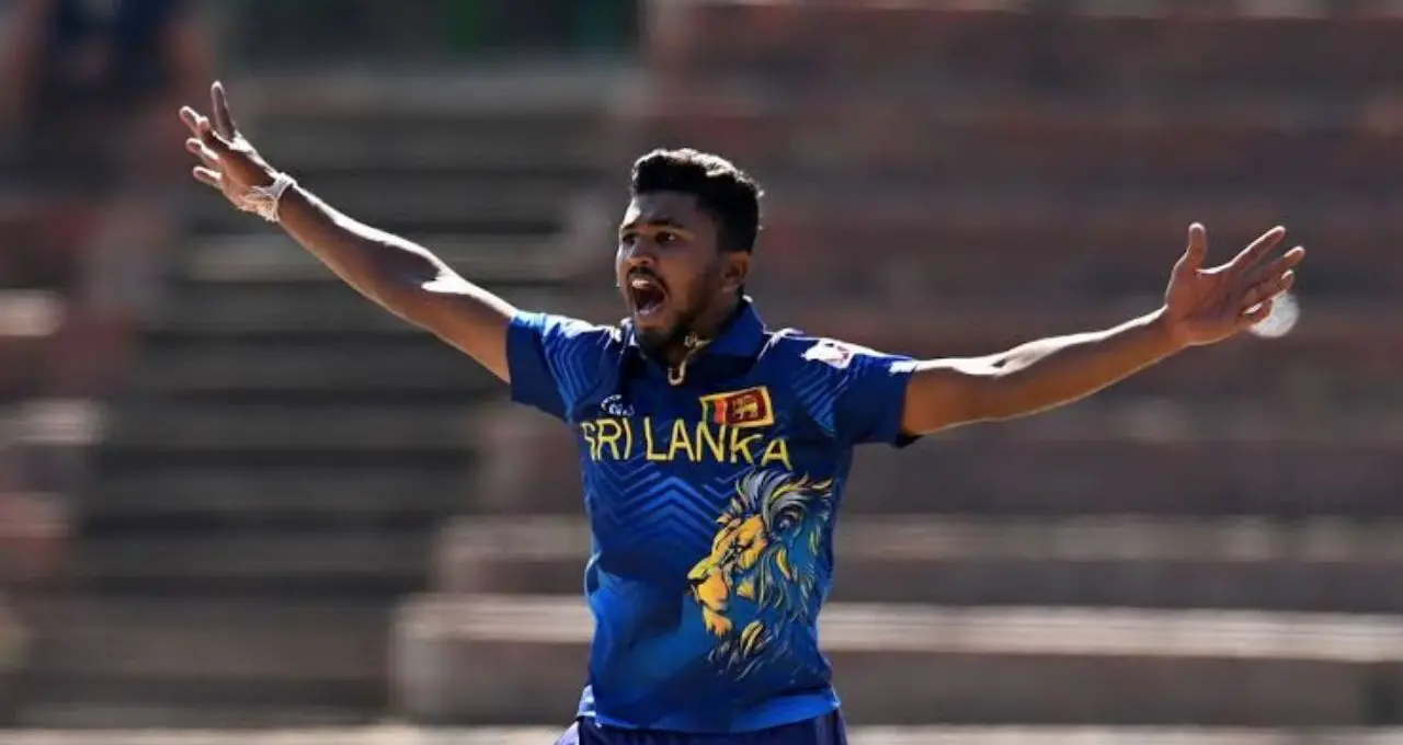 PAK vs SL: श्रीलंका के सामने बिखरी पाकिस्तान की बल्लेबाजी, दिलशान मदुशंका ने पांच विकेट लेकर मचाई तबाही
