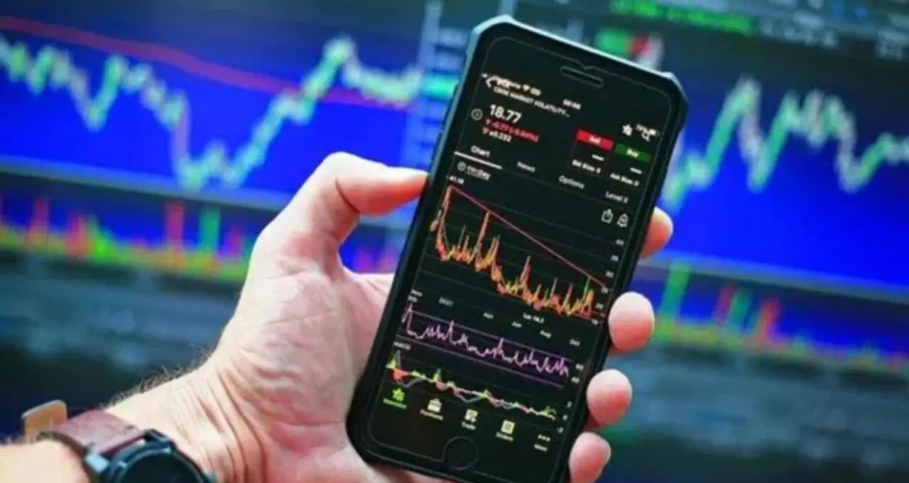 Stock Market: आज बाजार में कमजोर शुरुआत के संकेत, जियो IPO लिस्टिंग समेत इन बड़े शेयरों पर रहेगी नजर
