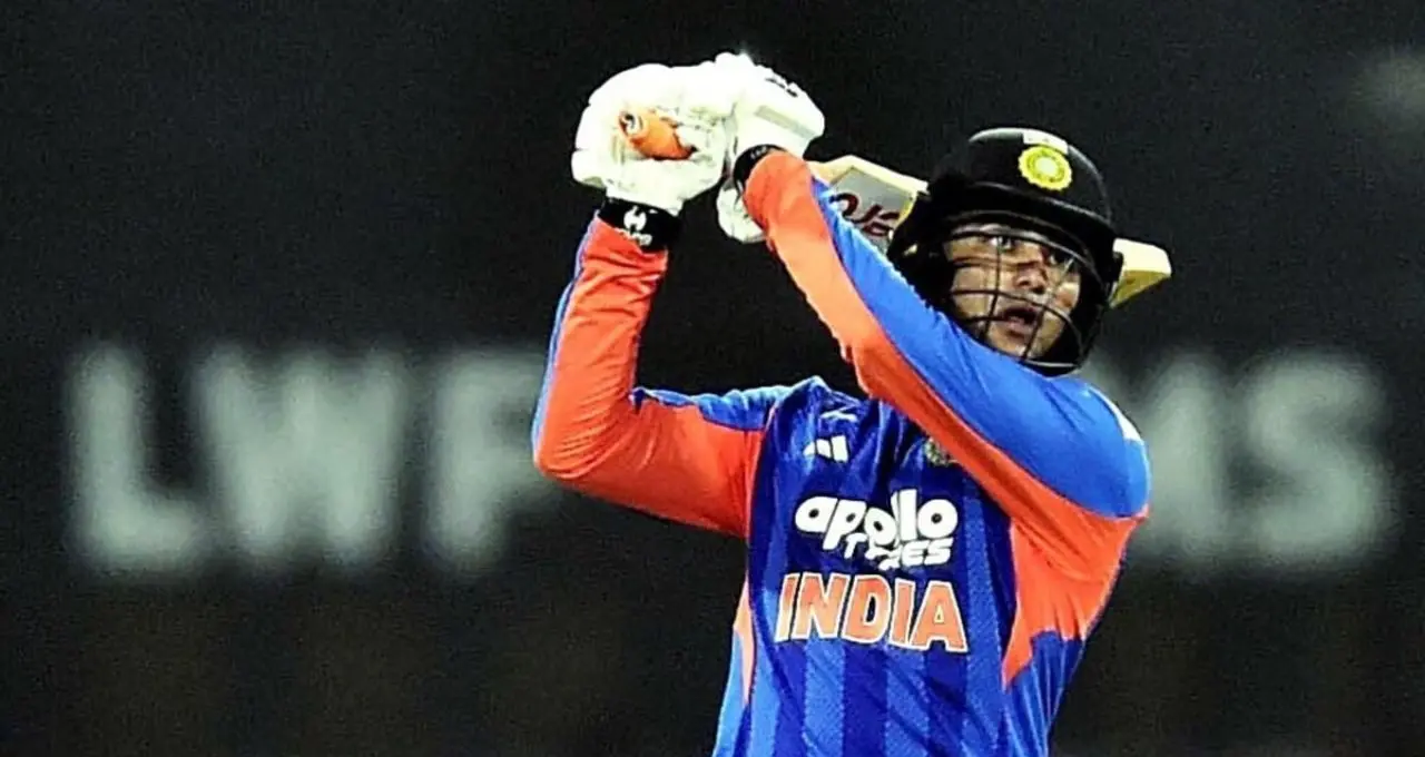 IND vs NZ: अभिषेक शर्मा ने 11 छक्कों से तोड़ा रोहित शर्मा का रिकॉर्ड, सिर्फ 35 गेंदों में शतक लगाकर मचाया धमाल